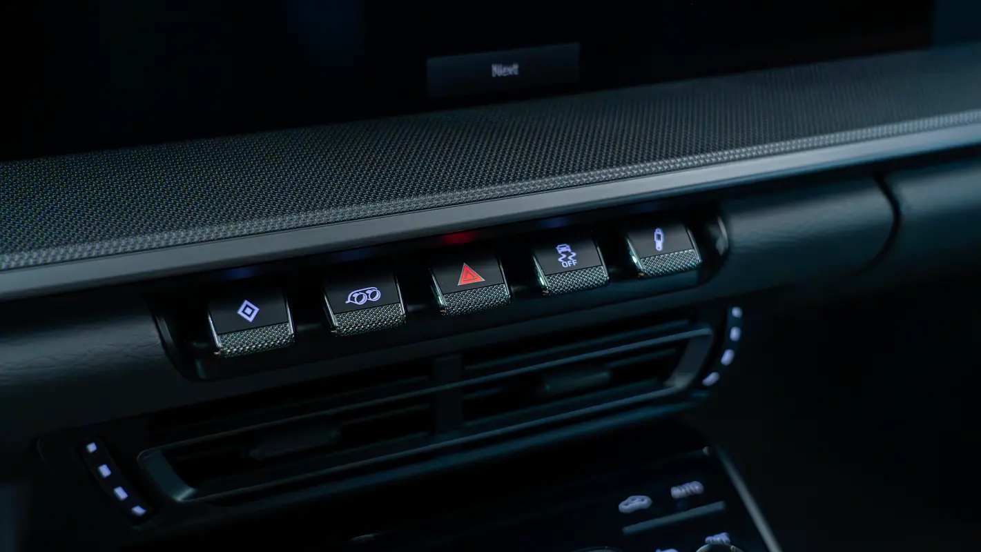 PORSCHE Carrera / 911 2024 - photo 12 - Import Émirats | International Cars