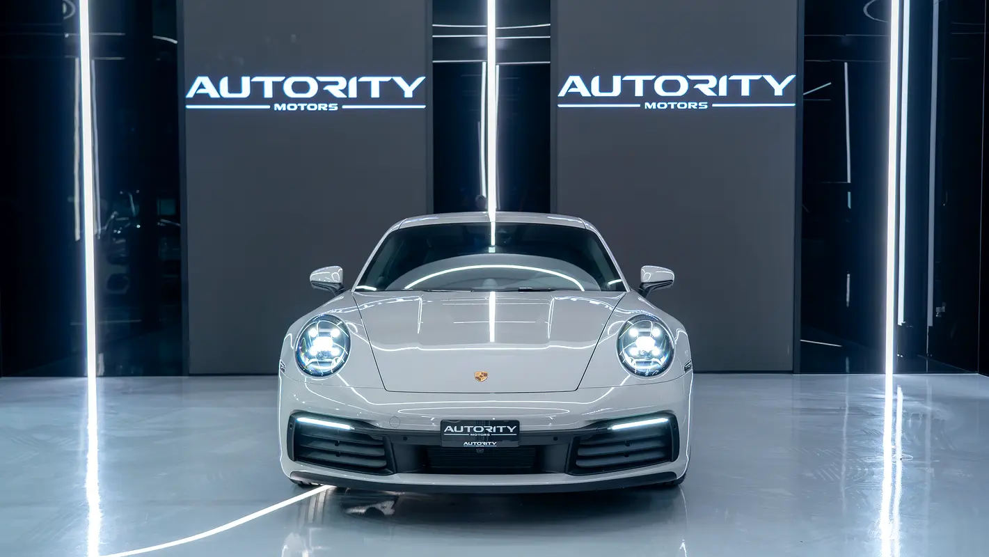 PORSCHE Carrera / 911 2024 - photo 2 - Import Émirats | International Cars