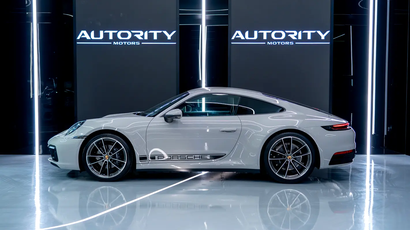 PORSCHE Carrera / 911 2024 - photo 4 - Import Émirats | International Cars