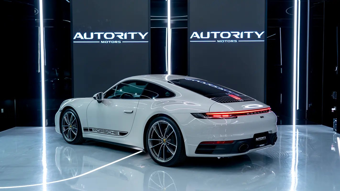 PORSCHE Carrera / 911 2024 - photo 6 - Import Émirats | International Cars