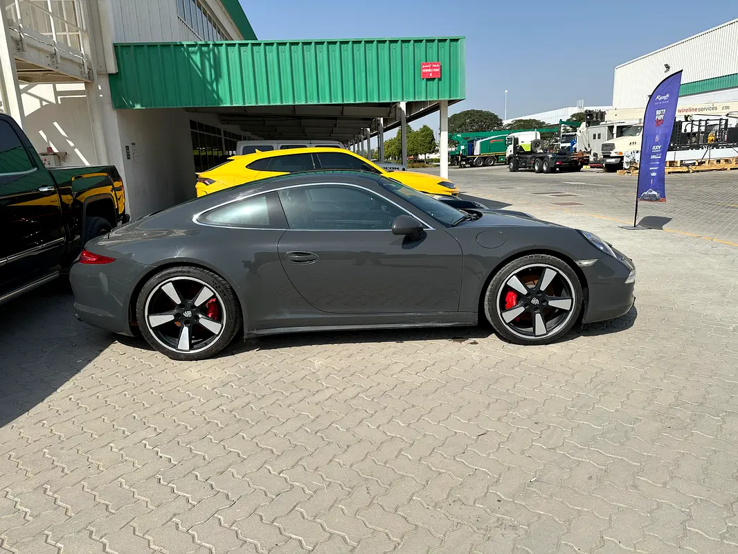 PORSCHE Carrera / 911 Carrera 4S 2014 - photo 3 - Import Émirats | International Cars
