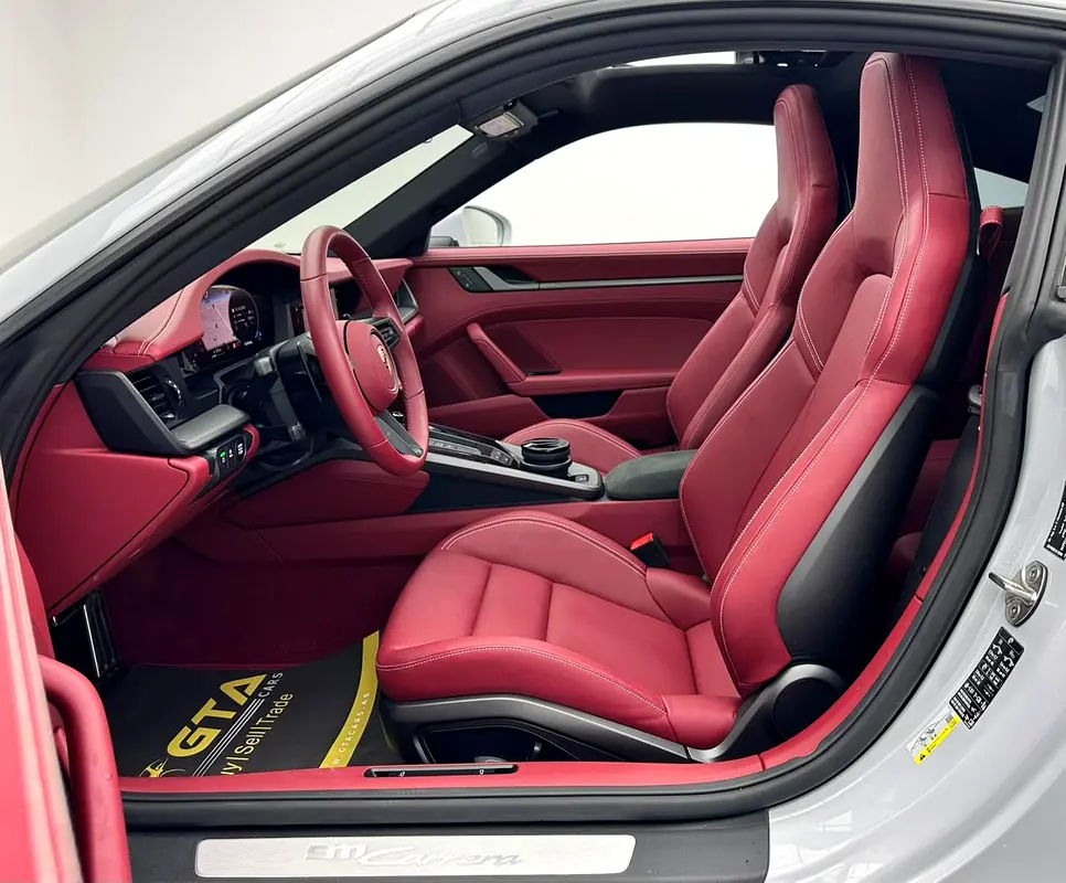 PORSCHE Carrera / 911 2025 - photo 12 - Import Émirats | International Cars