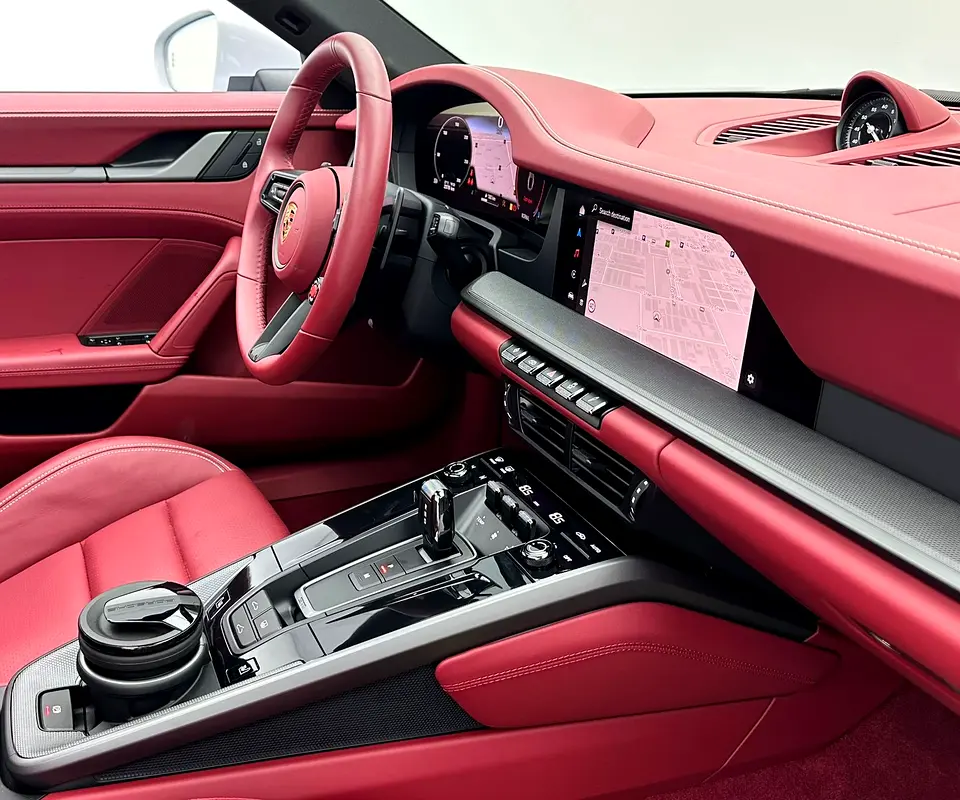 PORSCHE Carrera / 911 2025 - photo 9 - Import Émirats | International Cars