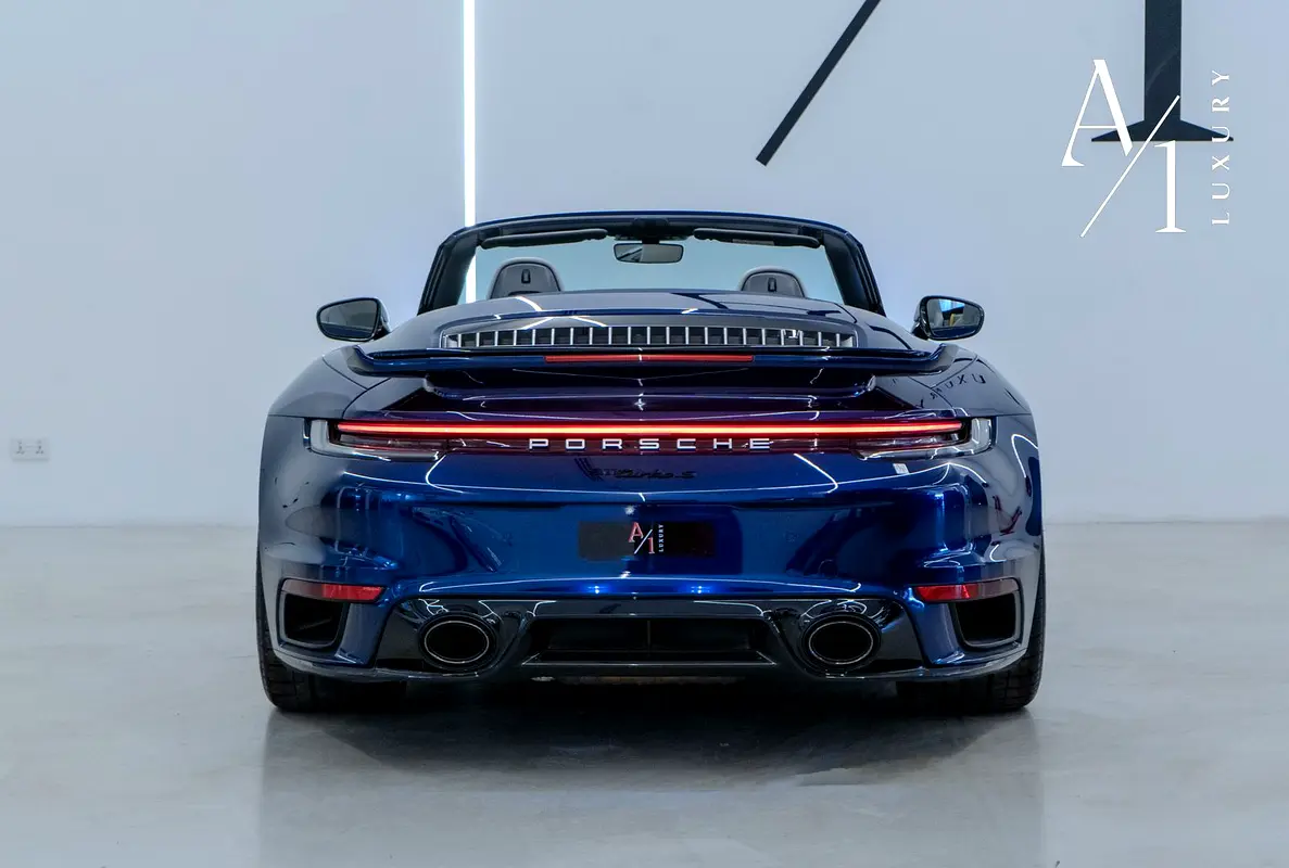 PORSCHE Carrera / 911 Turbo S 2022 - photo 6 - Import Émirats | International Cars