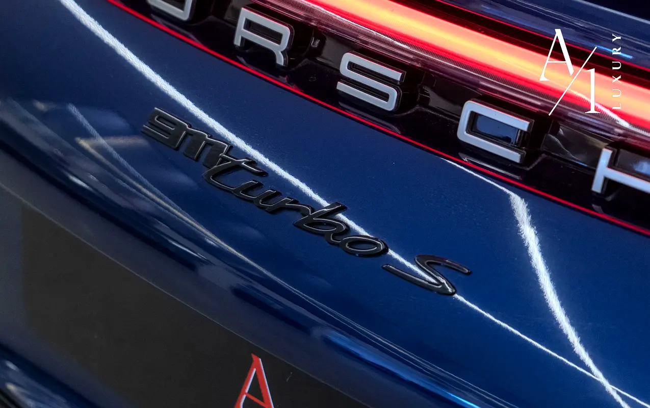 PORSCHE Carrera / 911 Turbo S 2022 - photo 7 - Import Émirats | International Cars