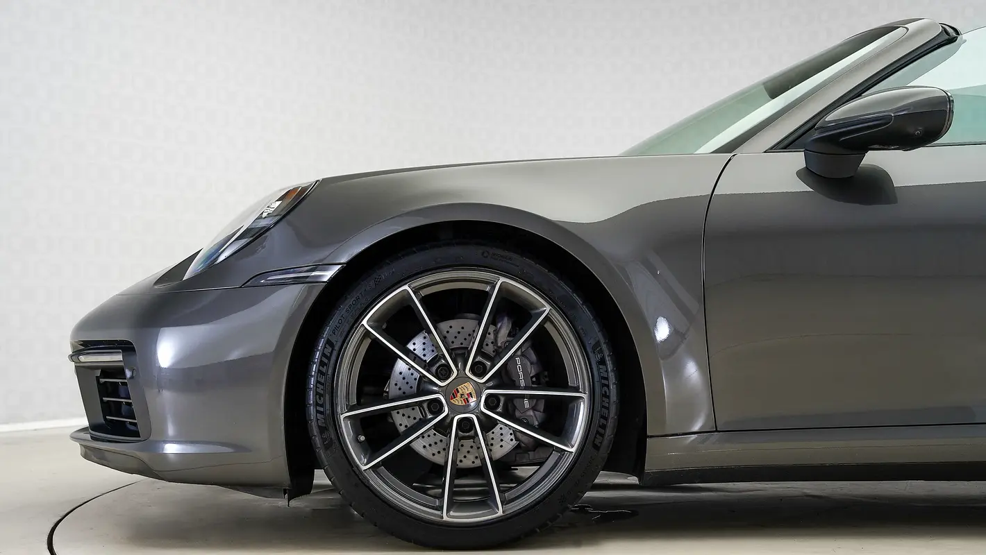 PORSCHE Carrera / 911 Targa 4 2024 - photo 11 - Import Émirats | International Cars