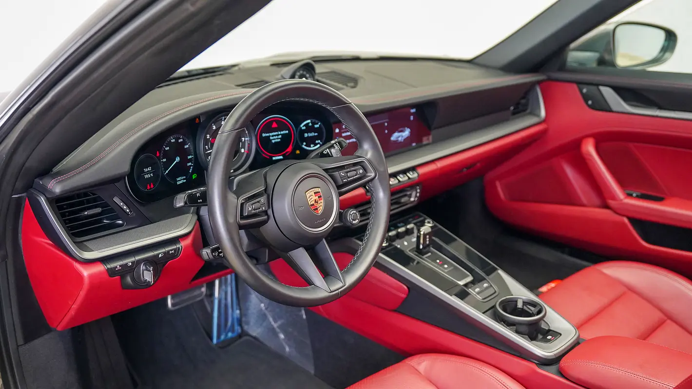 PORSCHE Carrera / 911 Targa 4 2024 - photo 4 - Import Émirats | International Cars