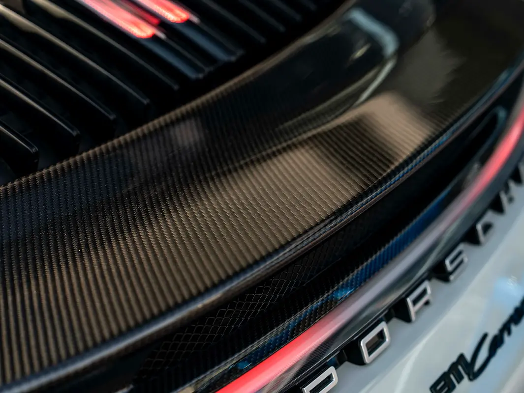 PORSCHE Carrera / 911 Carrera S 2024 - photo 6 - Import Émirats | International Cars