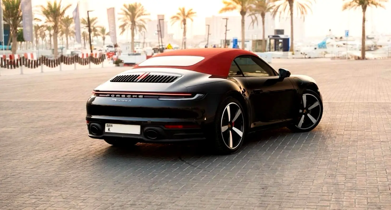 PORSCHE Carrera / 911 Carrera S 2021 - photo 2 - Import Émirats | International Cars