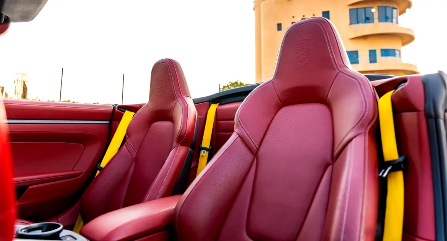 PORSCHE Carrera / 911 Carrera S 2021 - photo 5 - Import Émirats | International Cars