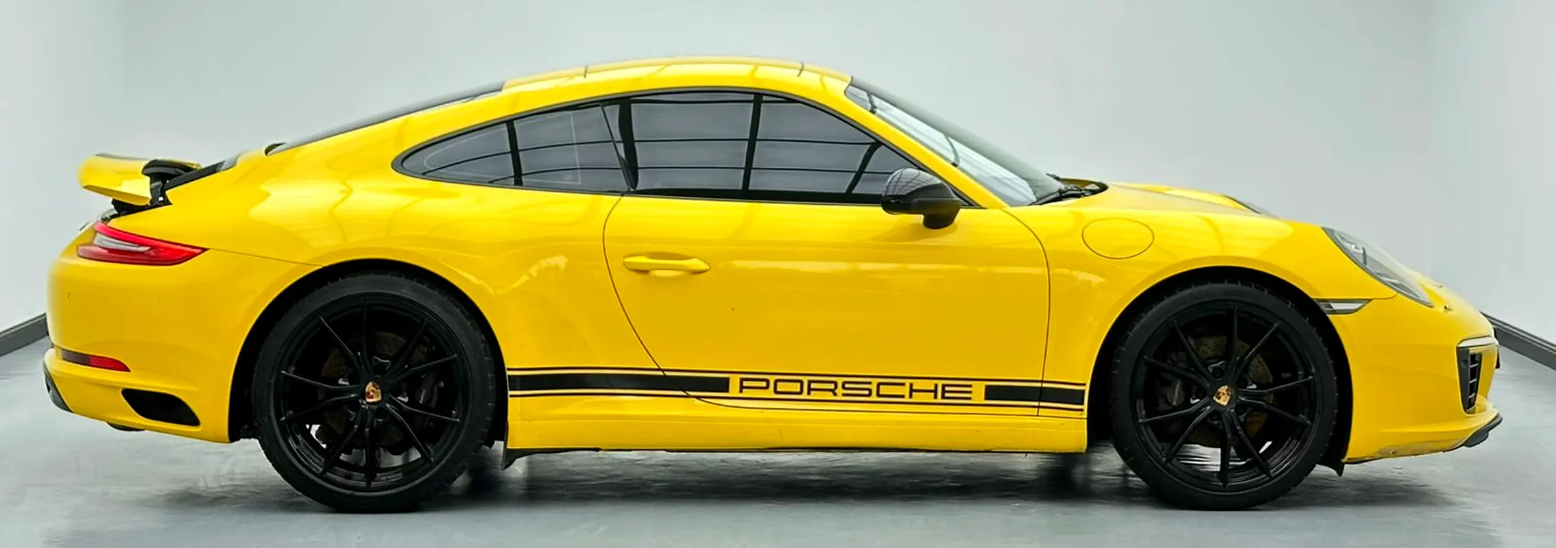 PORSCHE Carrera / 911 2019 - photo 4 - Import Émirats | International Cars