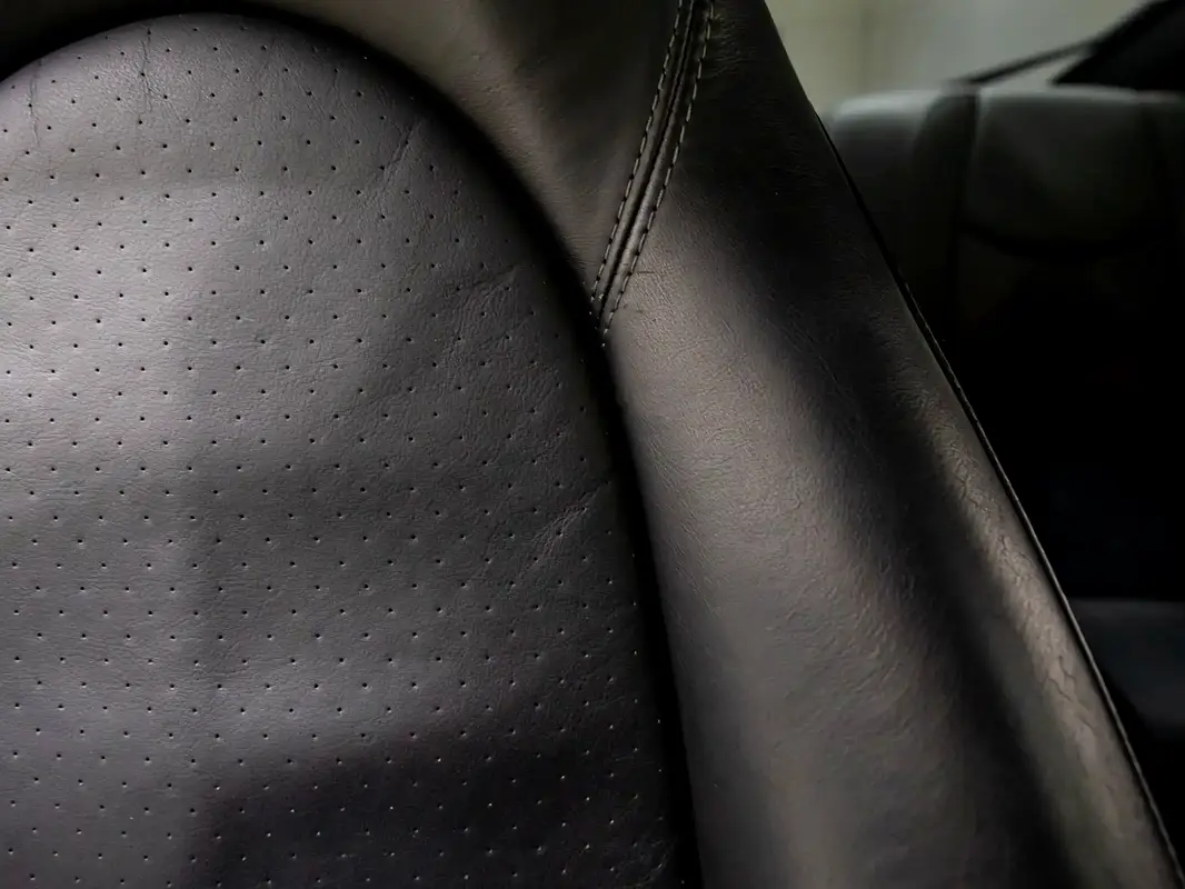 PORSCHE Carrera / 911 Turbo 2007 - photo 12 - Import Émirats | International Cars