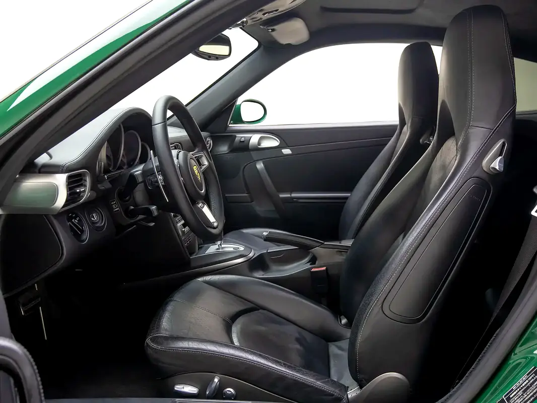 PORSCHE Carrera / 911 Turbo 2007 - photo 9 - Import Émirats | International Cars