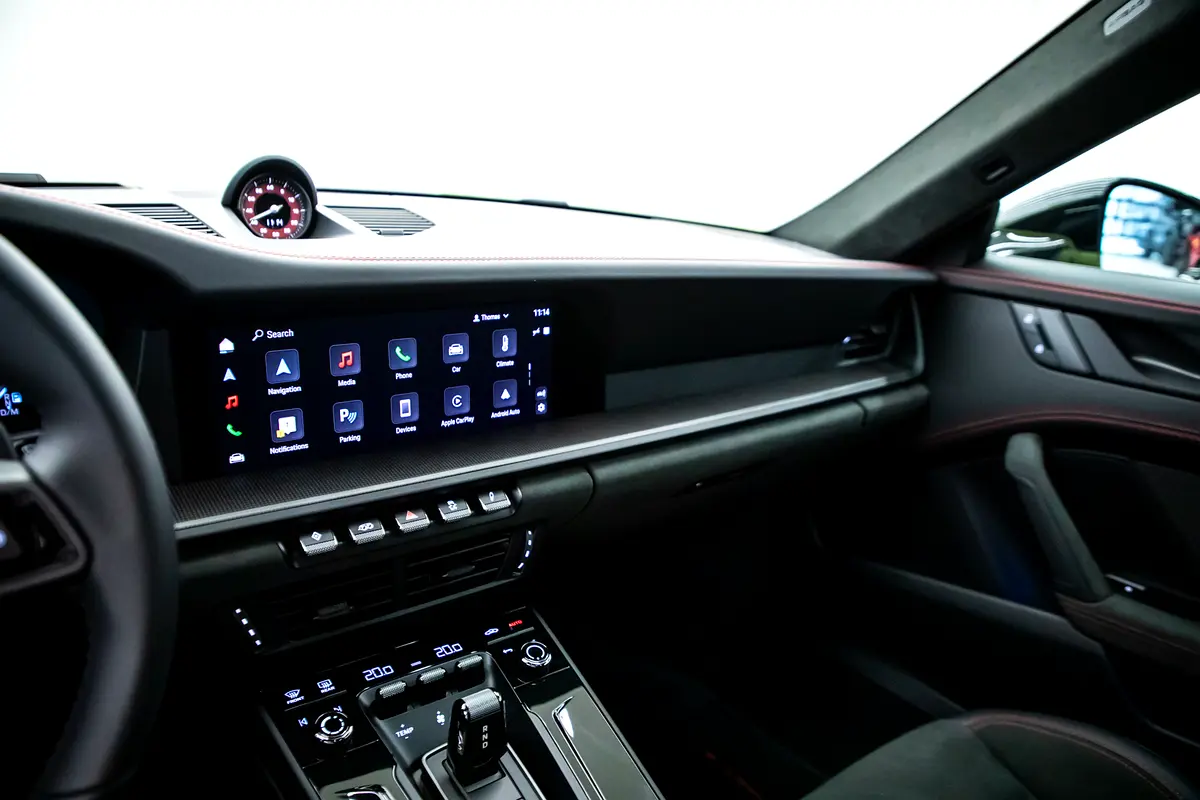 PORSCHE Carrera / 911 GTS 2025 - photo 9 - Import Émirats | International Cars