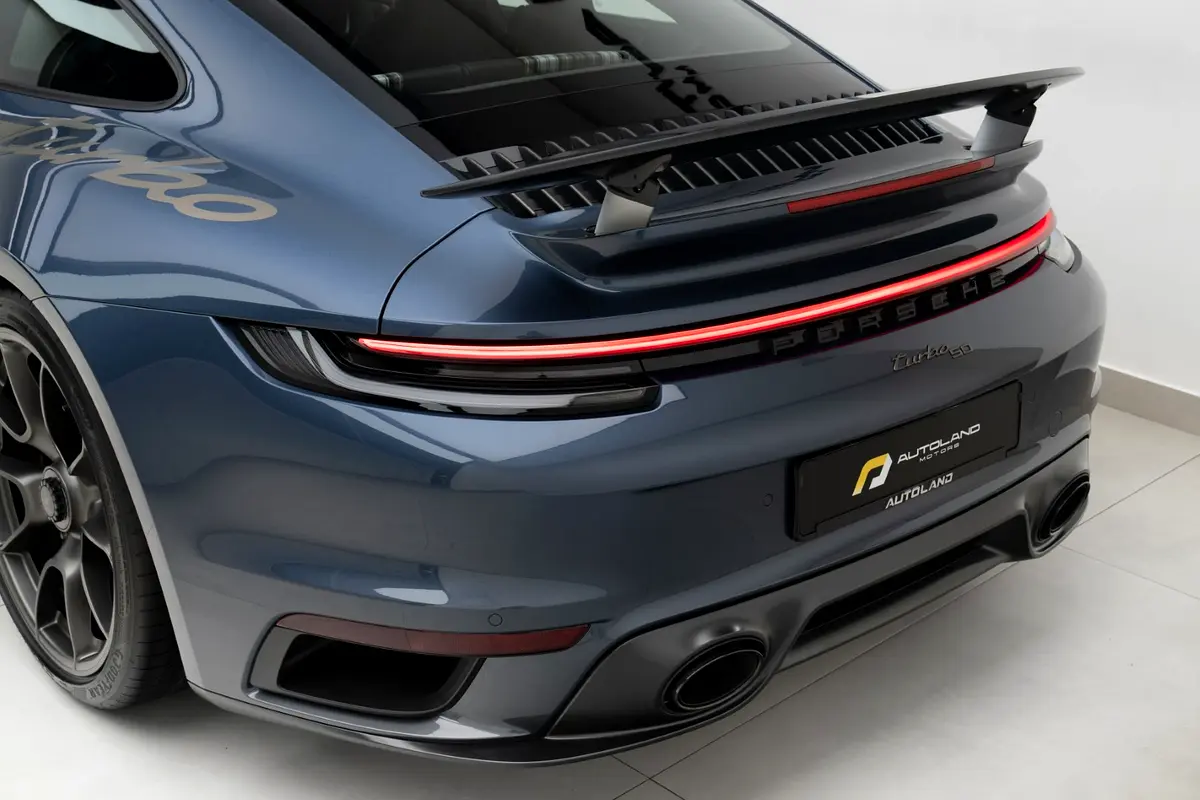 PORSCHE Carrera / 911 Turbo S 2025 - photo 11 - Import Émirats | International Cars
