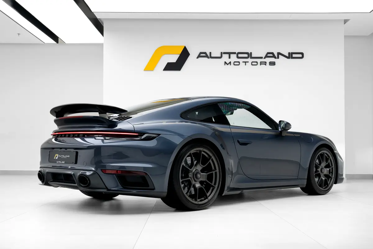 PORSCHE Carrera / 911 Turbo S 2025 - photo 2 - Import Émirats | International Cars