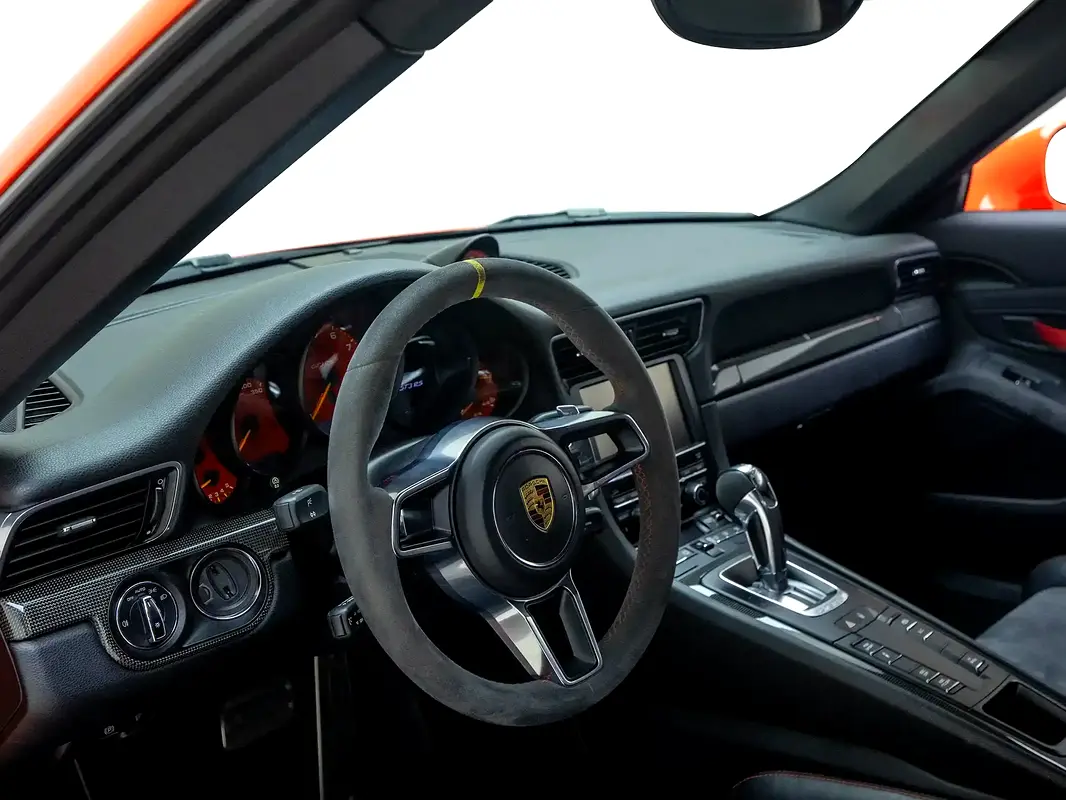 PORSCHE Carrera / 911 GT3 RS 2016 - photo 8 - Import Émirats | International Cars