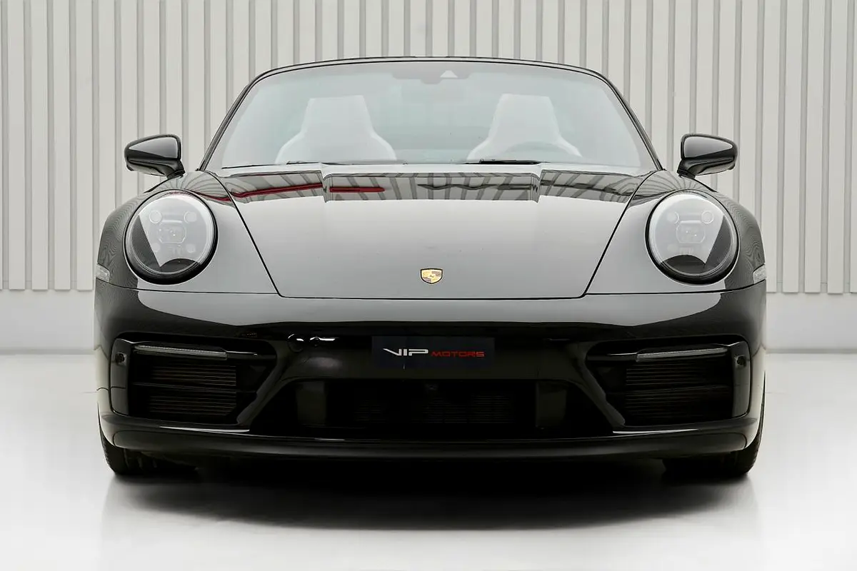 PORSCHE Carrera / 911 Targa 4 GTS 2023 - photo 2 - Import Émirats | International Cars
