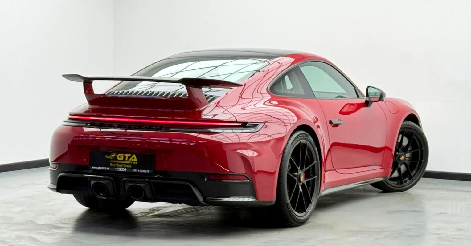 PORSCHE Carrera / 911 GTS 2025 - photo 4 - Import Émirats | International Cars