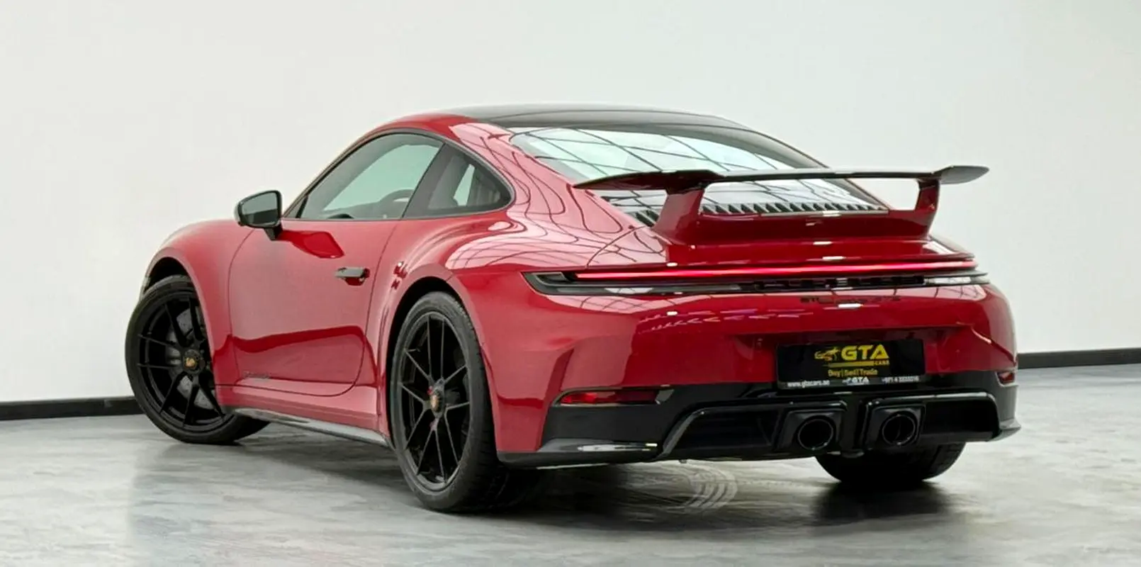 PORSCHE Carrera / 911 GTS 2025 - photo 6 - Import Émirats | International Cars