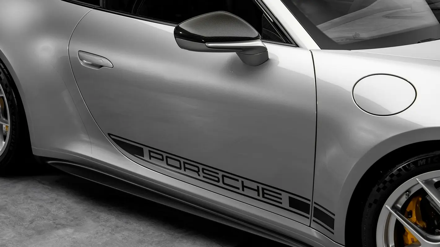 PORSCHE Carrera / 911 GT3 2025 - photo 6 - Import Émirats | International Cars