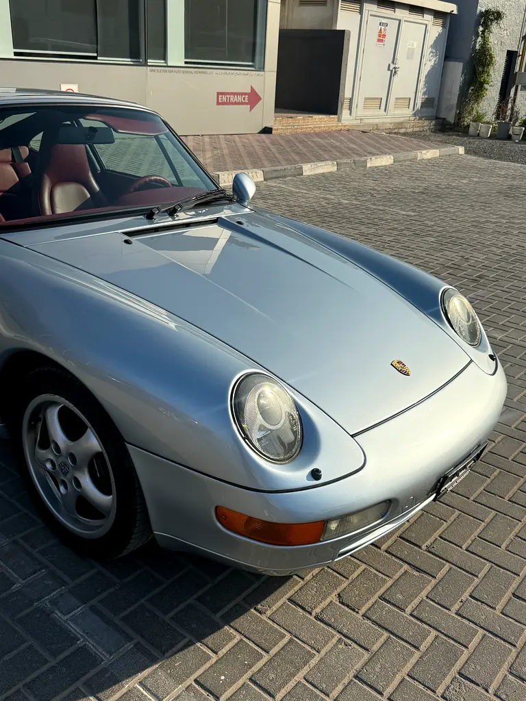 PORSCHE Carrera / 911 Carrera 2 1994 - photo 8 - Import Émirats | International Cars