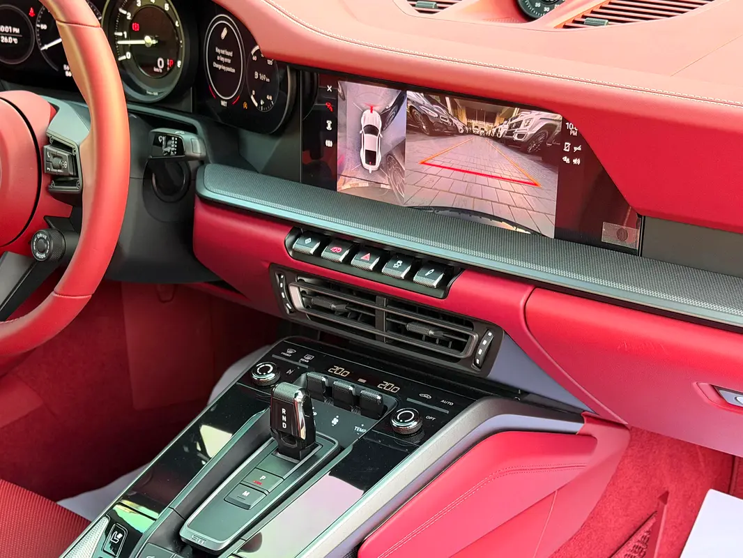 PORSCHE Carrera / 911 2024 - photo 8 - Import Émirats | International Cars