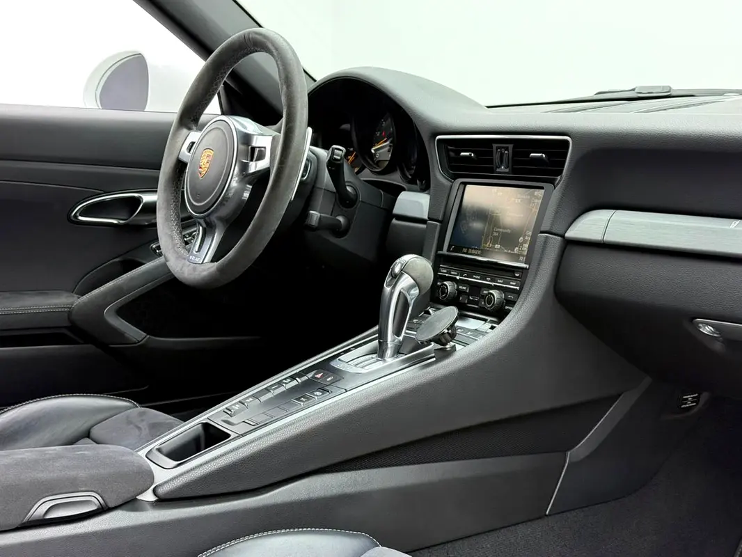 PORSCHE Carrera / 911 GT3 2014 - photo 10 - Import Émirats | International Cars