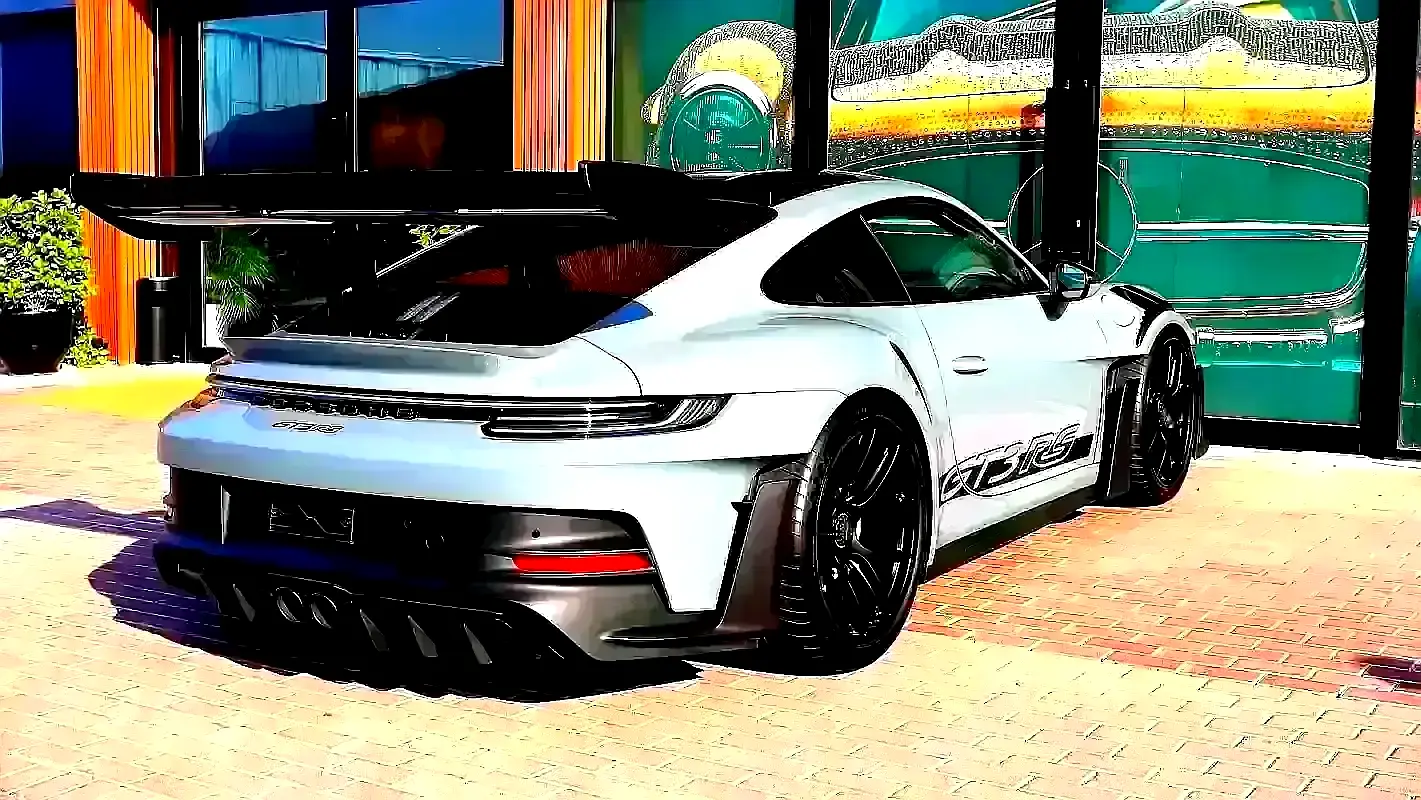 PORSCHE Carrera / 911 GT3 RS 2024 - photo 4 - Import Émirats | International Cars