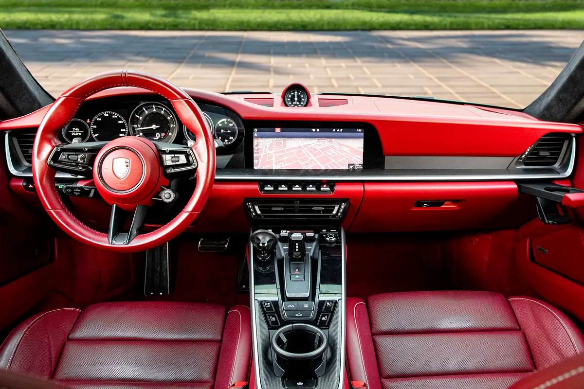 PORSCHE Carrera / 911 Carrera 4S 2020 - photo 8 - Import Émirats | International Cars