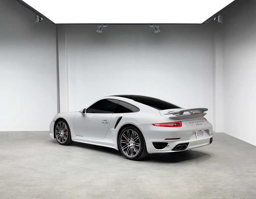 PORSCHE Carrera / 911 Turbo 2016 - photo 3 - Import Émirats | International Cars