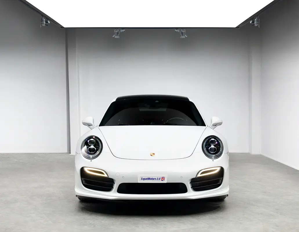 PORSCHE Carrera / 911 Turbo 2016 - photo 4 - Import Émirats | International Cars