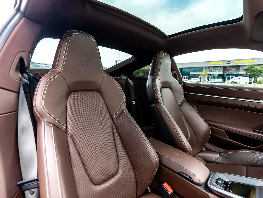 PORSCHE Carrera / 911 Carrera S 2020 - photo 11 - Import Émirats | International Cars