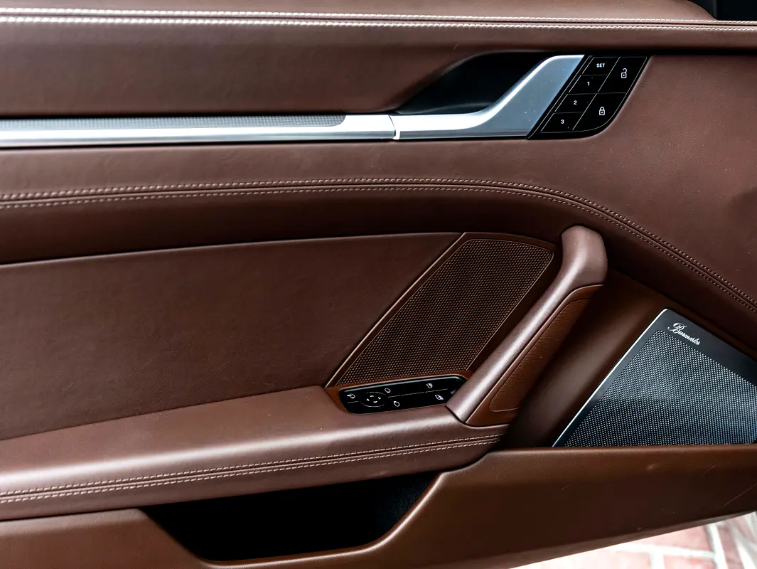 PORSCHE Carrera / 911 Carrera S 2020 - photo 12 - Import Émirats | International Cars