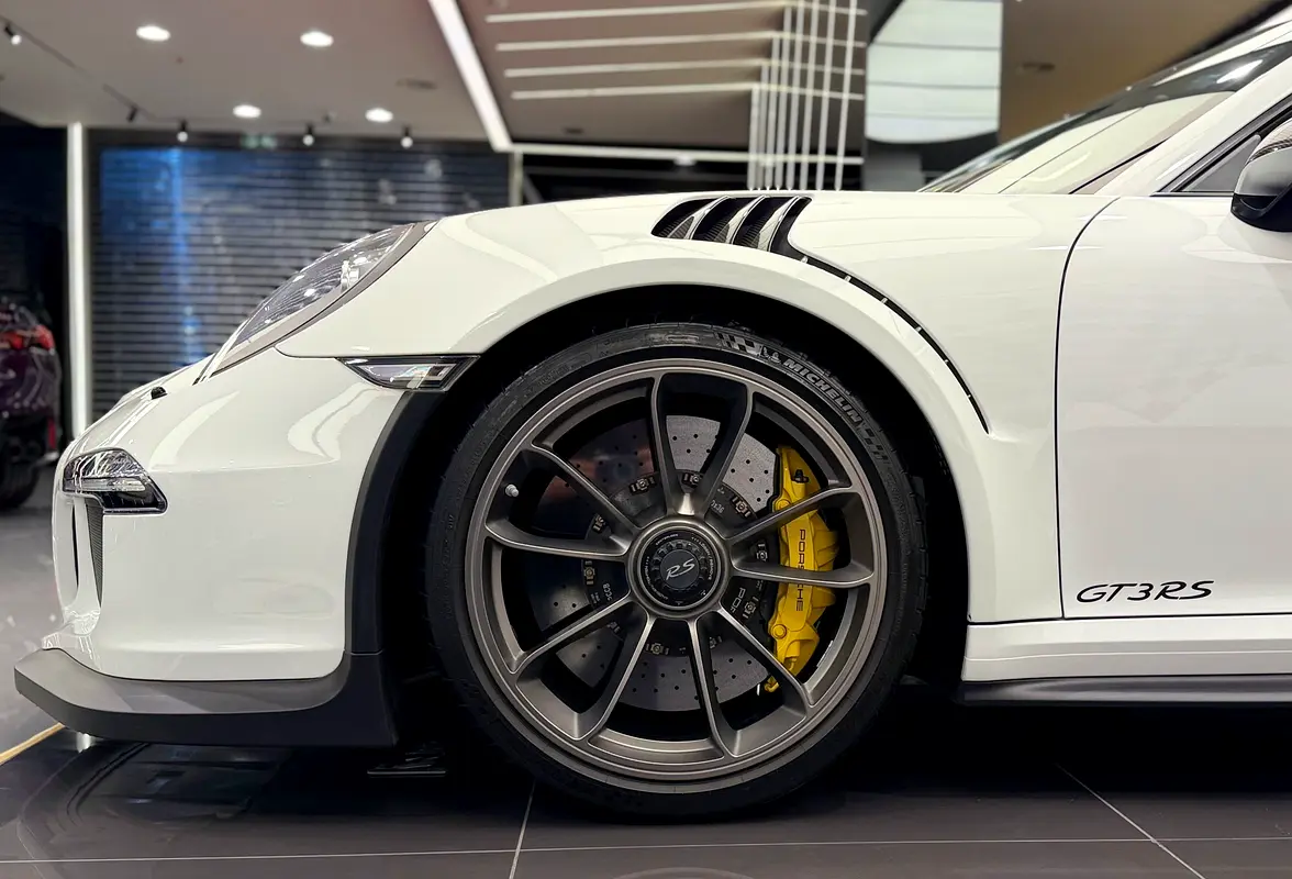 PORSCHE Carrera / 911 GT3 RS 2017 - photo 2 - Import Émirats | International Cars
