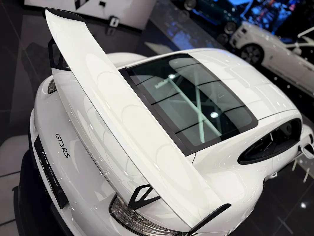 PORSCHE Carrera / 911 GT3 RS 2017 - photo 6 - Import Émirats | International Cars