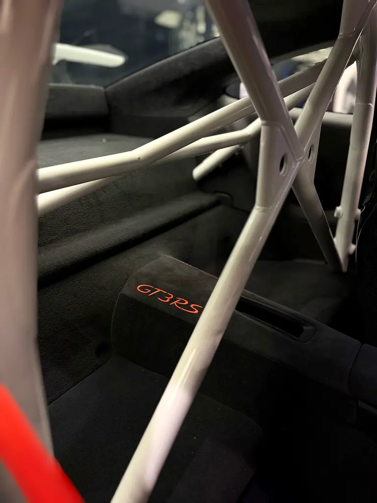 PORSCHE Carrera / 911 GT3 RS 2017 - photo 8 - Import Émirats | International Cars