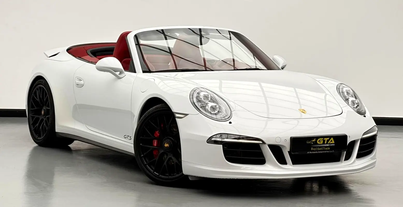 PORSCHE Carrera / 911 4 GTS 2015 - photo 3 - Import Émirats | International Cars