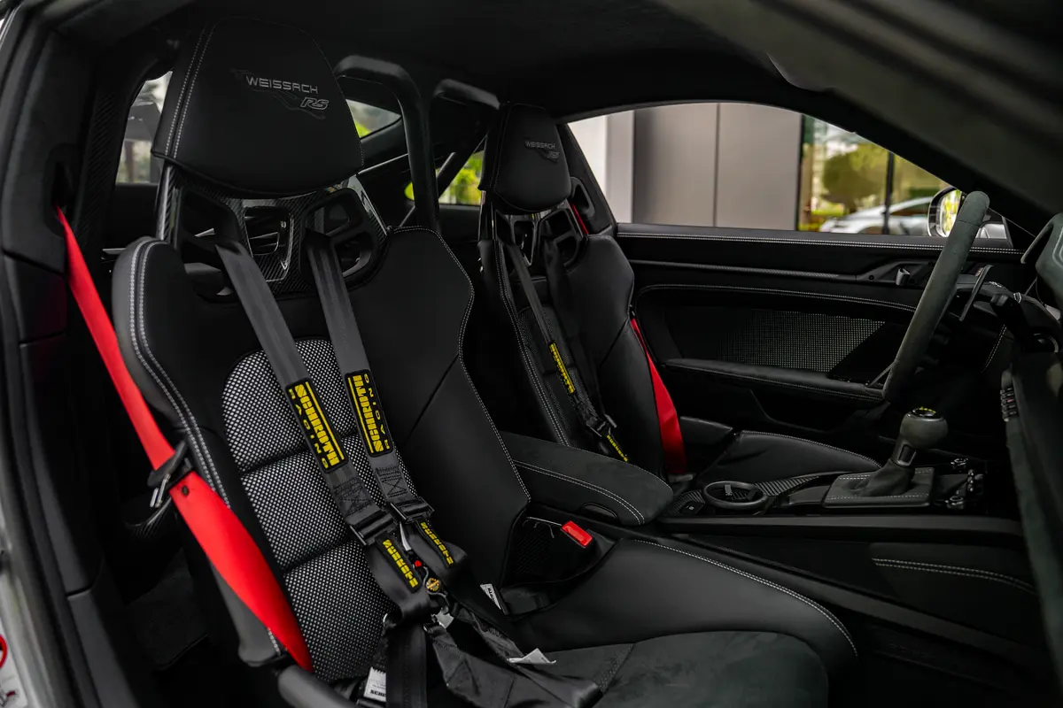 PORSCHE Carrera / 911 GT3 RS 2025 - photo 11 - Import Émirats | International Cars