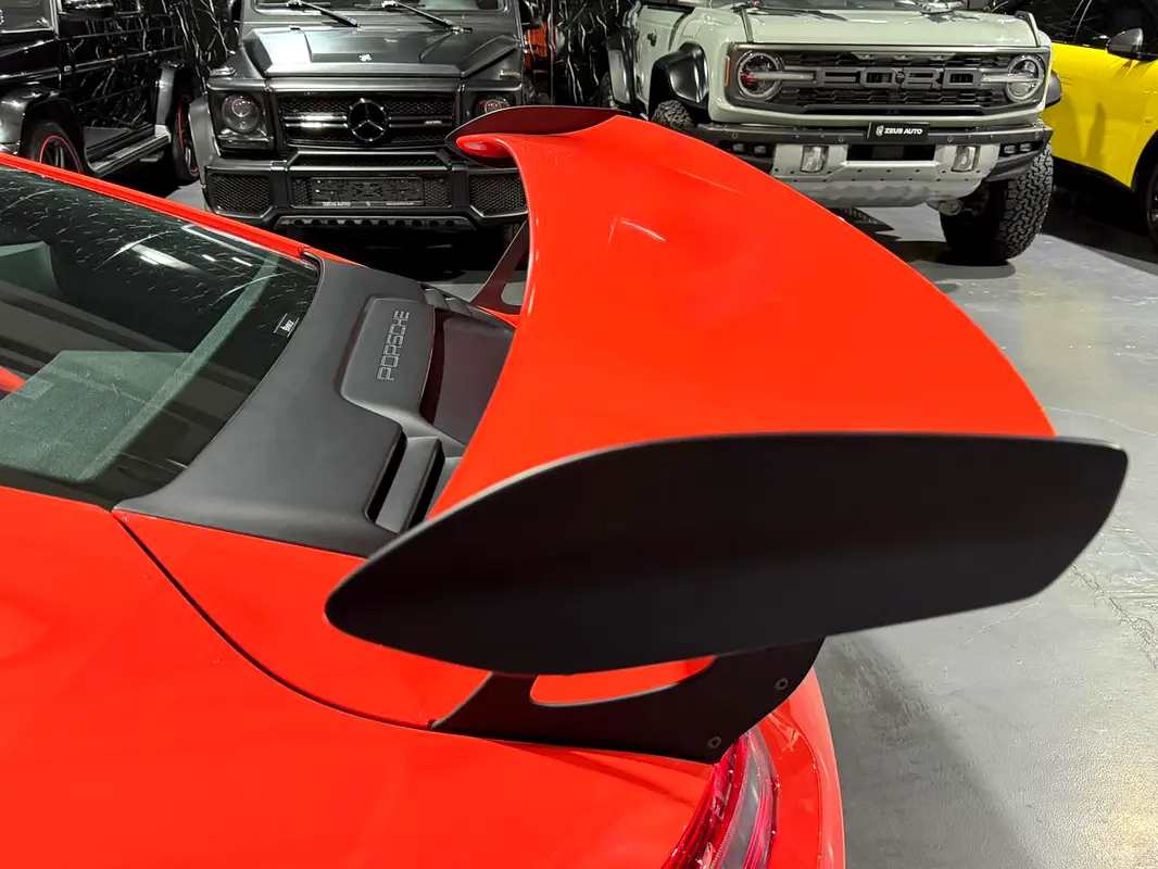 PORSCHE Carrera / 911 GT3 RS 2016 - photo 9 - Import Émirats | International Cars