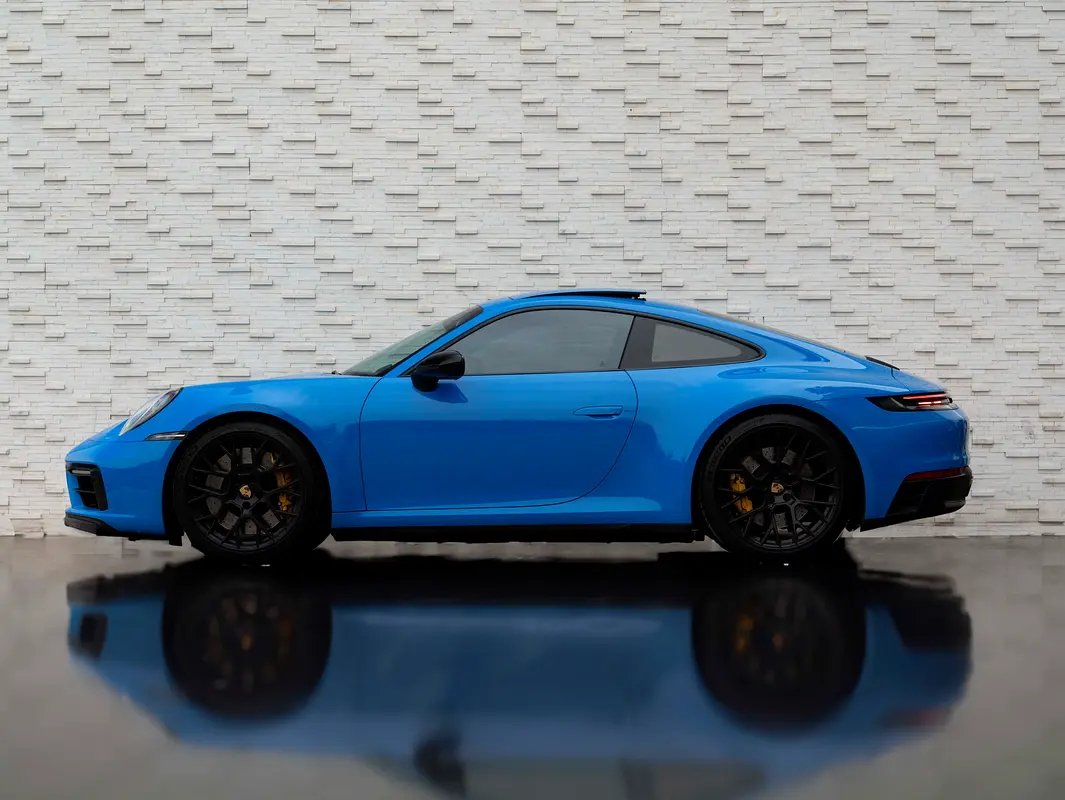 PORSCHE Carrera / 911 GTS 2023 - photo 6 - Import Émirats | International Cars