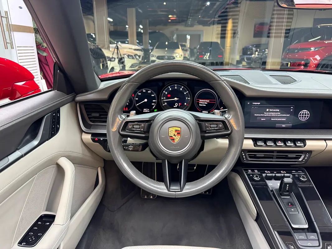 PORSCHE Carrera / 911 Carrera 4S 2022 - photo 6 - Import Émirats | International Cars
