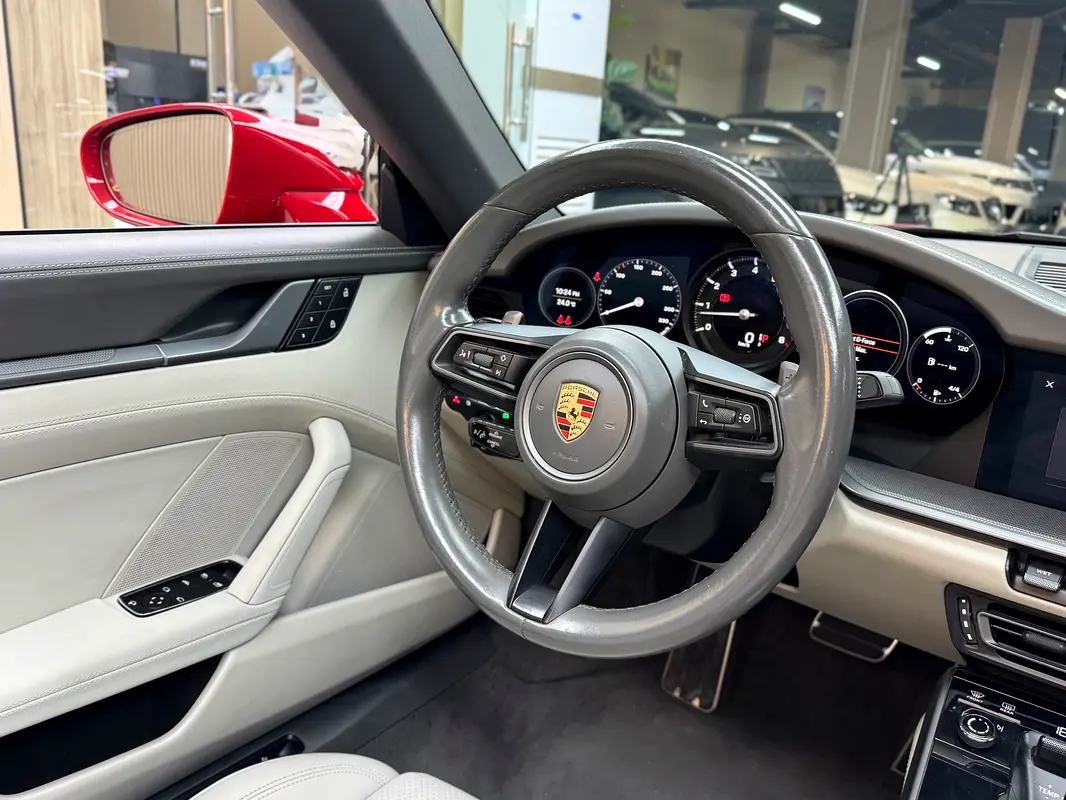 PORSCHE Carrera / 911 Carrera 4S 2022 - photo 7 - Import Émirats | International Cars