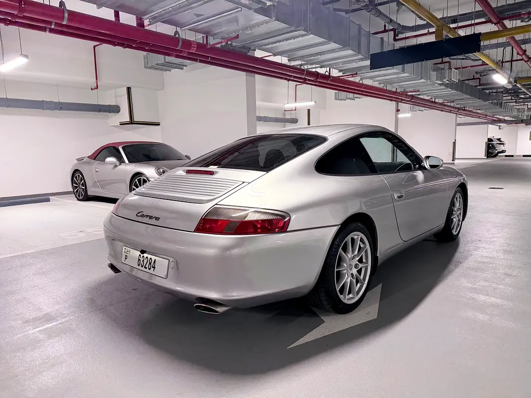 PORSCHE Carrera / 911 2002 - photo 2 - Import Émirats | International Cars