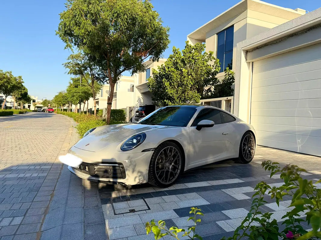 PORSCHE Carrera / 911 2024 - photo 3 - Import Émirats | International Cars