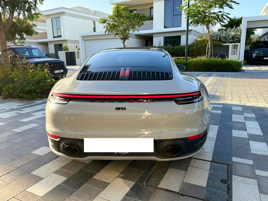 PORSCHE Carrera / 911 2024 - photo 4 - Import Émirats | International Cars