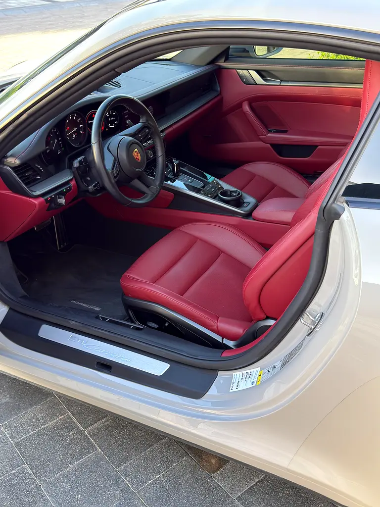 PORSCHE Carrera / 911 2024 - photo 7 - Import Émirats | International Cars