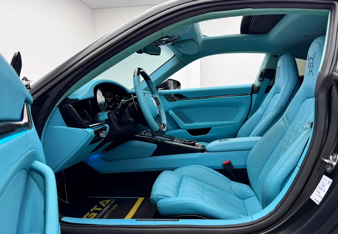 PORSCHE Carrera / 911 Carrera S 2020 - photo 11 - Import Émirats | International Cars