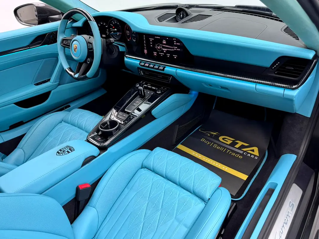 PORSCHE Carrera / 911 Carrera S 2020 - photo 9 - Import Émirats | International Cars