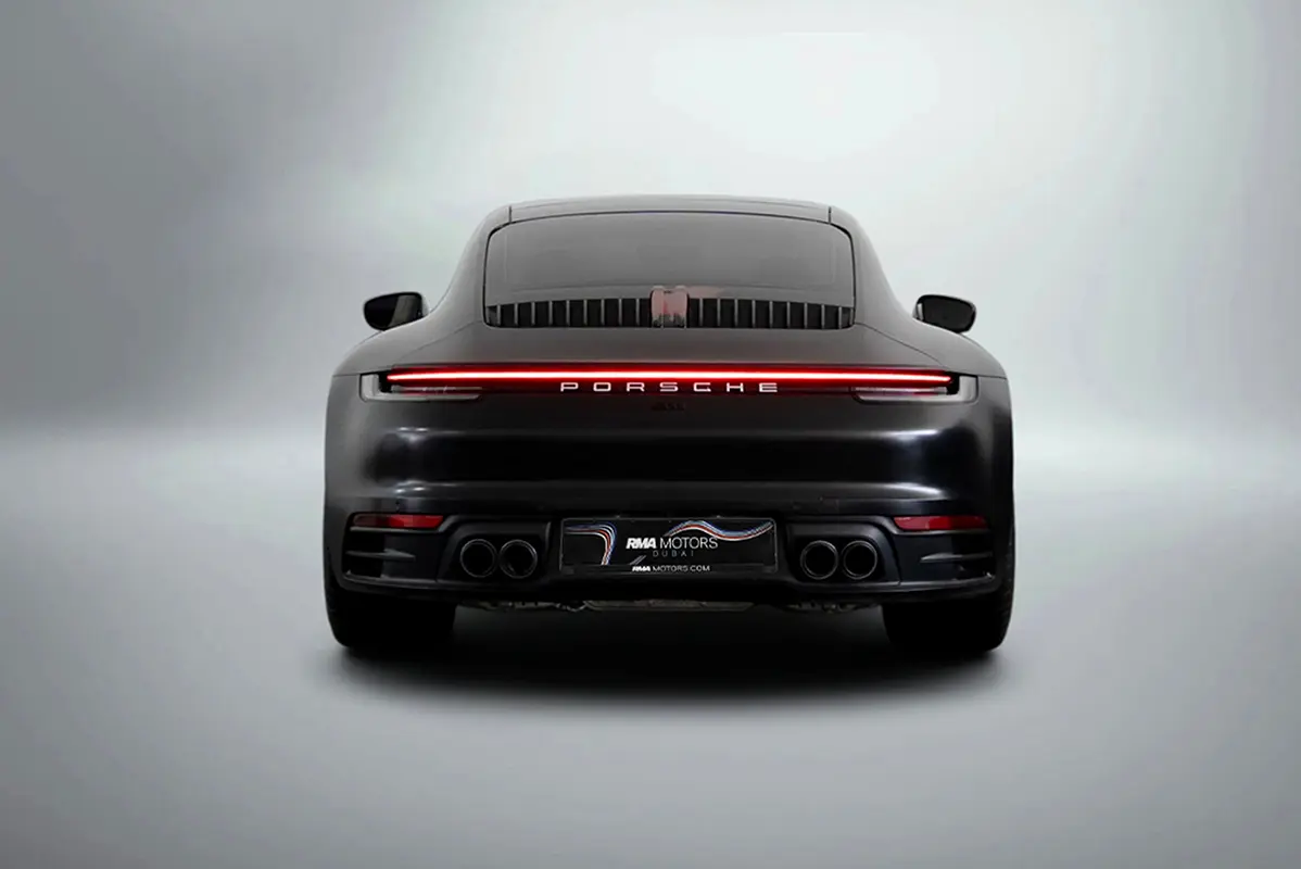 PORSCHE Carrera / 911 2021 - photo 4 - Import Émirats | International Cars
